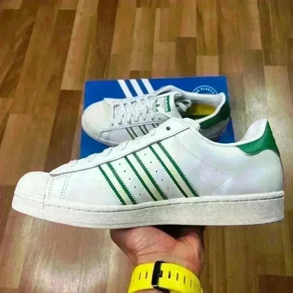 💰HUGE CLEARANCE SALE 💰 Adidas Originals Superstar Mens Sneakers Size 6.5 - Picture 2 of 13